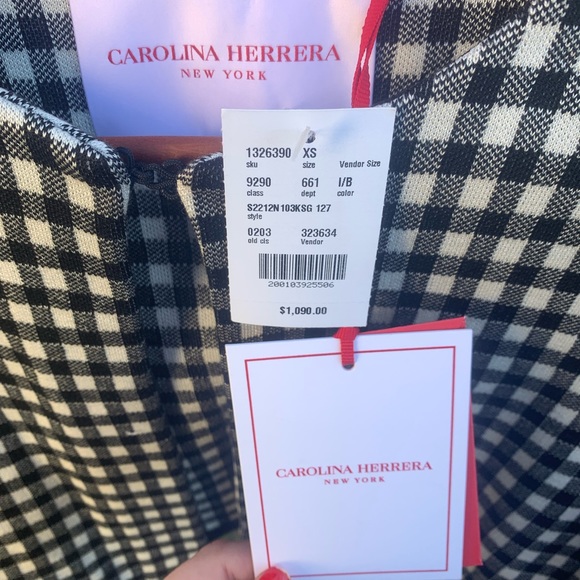 Carolina Herrera Cropped Jacquard silk blend bolero jacket in black and ivory - Picture 6 of 6